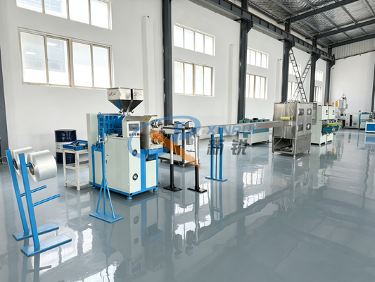 Calidad  Single Double Color High Speed PVC Coating Yarn Polyester Yarn Making Machine For Curtain fábrica