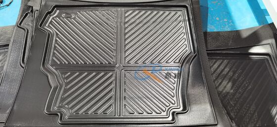 1400-1800mm TPE TPV TPR Máquina de alfombras para automóviles Máquina de fabricación de láminas de formación al vacío