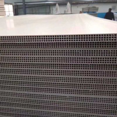 12m m PP ahuecan la máquina de la fabricación de la hoja del encofrado